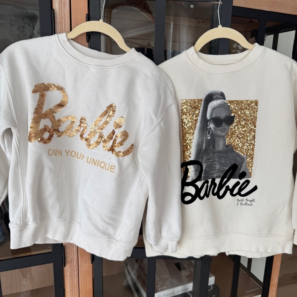 Zara Kids x Barbie crewneck sequins pullover sweatshirt sweater girls beige ecru